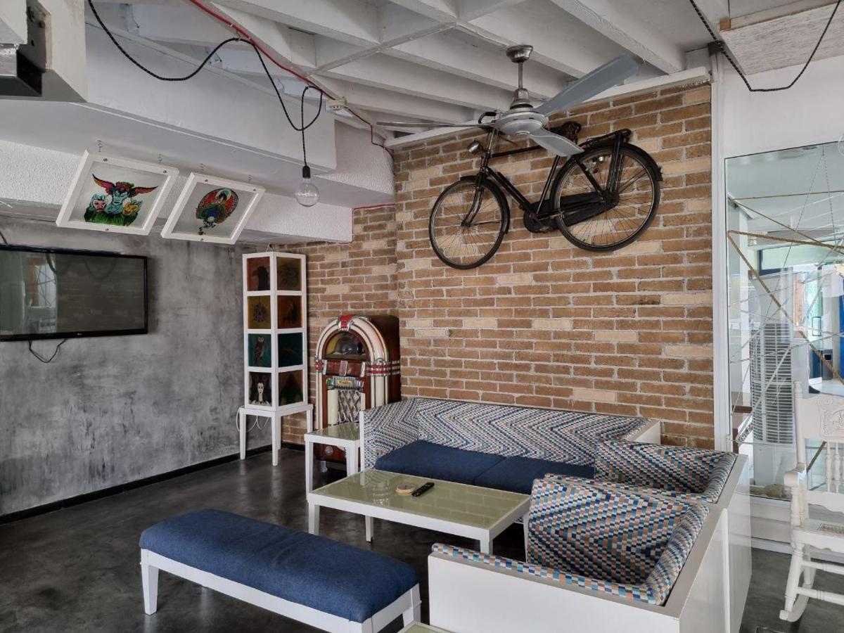 Nereus Hotel Πάφος Εξωτερικό φωτογραφία