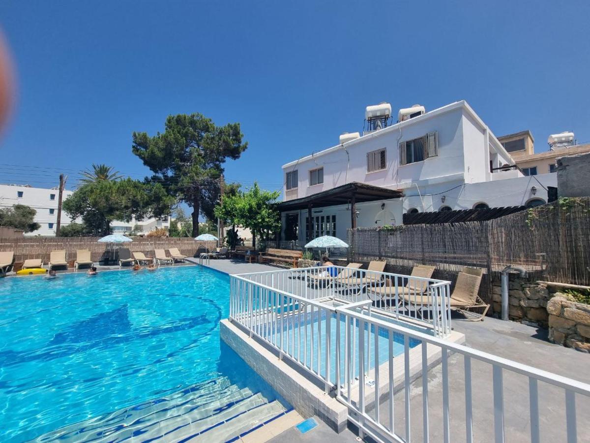 Nereus Hotel Πάφος Εξωτερικό φωτογραφία